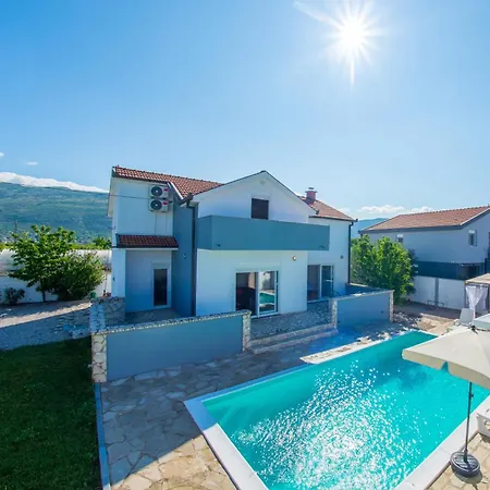 Villa Pearl- With Private Pool *