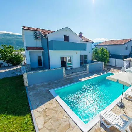 Pearl- With Private Pool Villa