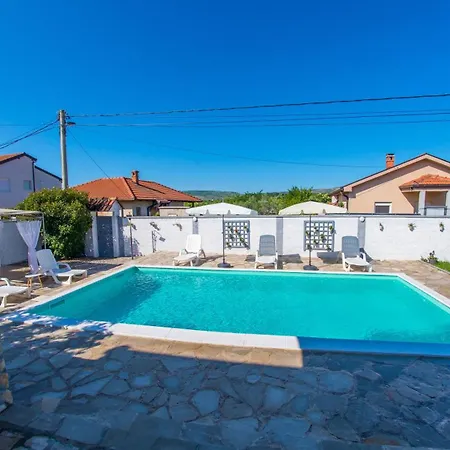 Pearl- With Private Pool Villa