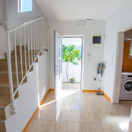 Pearl- With Private Pool Βίλα *