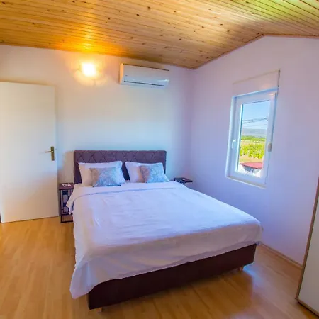 Pearl- With Private Pool Βίλα Blagaj