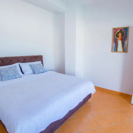 Villa Pearl- With Private Pool *