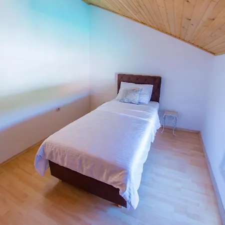 Pearl- With Private Pool Blagaj