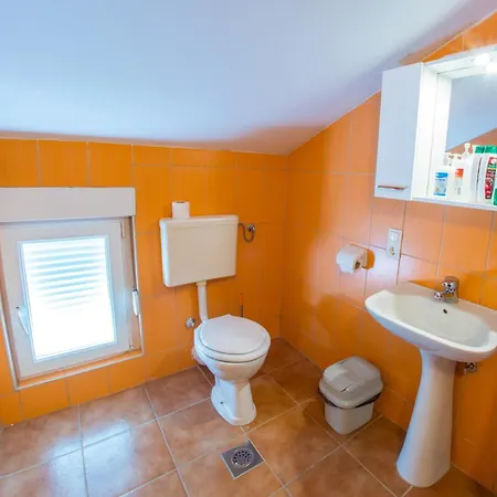 Pearl- With Private Pool * Blagaj