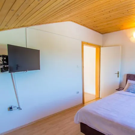 Pearl- With Private Pool *