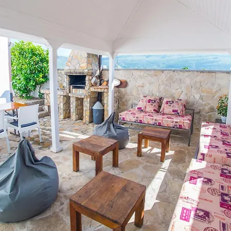 Pearl- With Private Pool Blagaj